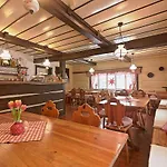 A Restaurace U Paseku Harrachov